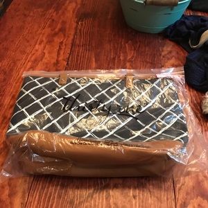 Thirty one purse, new!